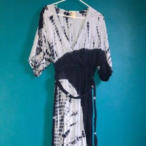 Tie Dye Kimono Sleeved Maxi Dress